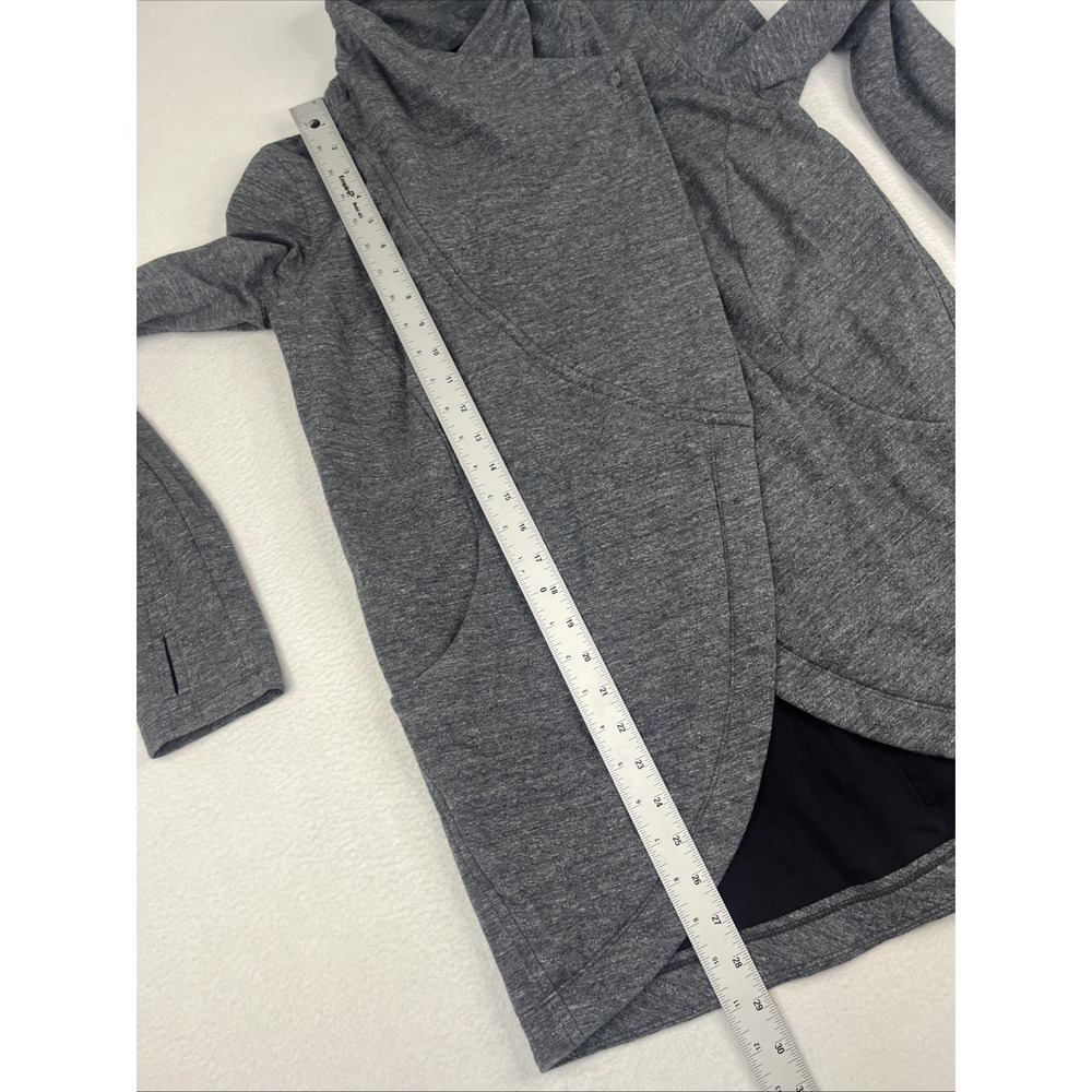 Lululemon Women’s That's A Wrap snap closure jacket heathered gray Size 6 - Picture 4 of 5